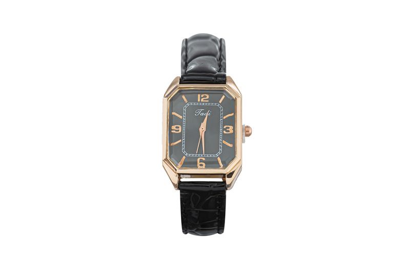 Fashionable square digital with women's leather strap and quartz watch_voghion.com