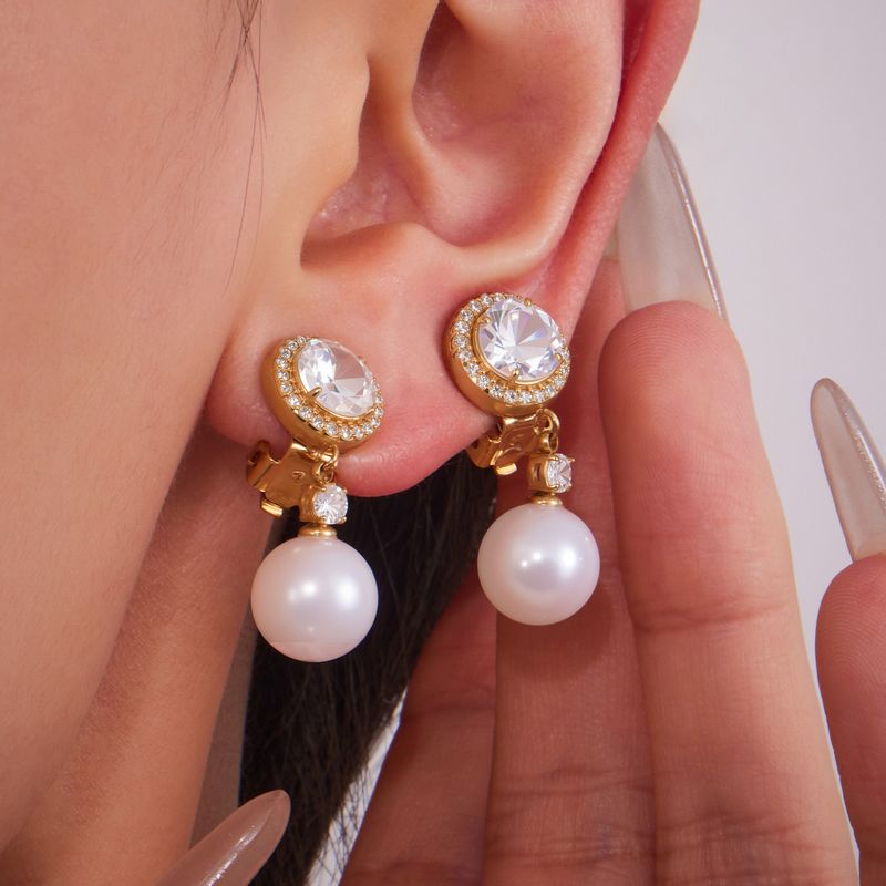 Elegant Retro Shell Bead Micro Diamond Zircon Ear Clip With Square Sugar, Simple Temperament, Light Luxury, Women Without Ear Holes Can Wear_voghion.com