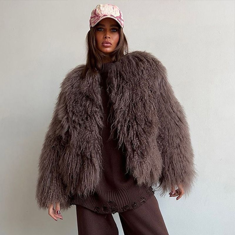 Chic Short-Length Faux Fur Jacket – Vegan Teddy Coat (S-XL, Chocolate/Burgundy/Cream/Black, Boho Elegance)_voghion.com