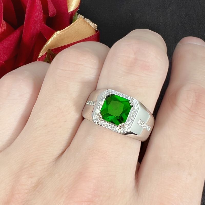Smaragdschliff Grüner Tsavorit Plattiert Herrenmode Persönlichkeit Diamant Ehering_voghion.com