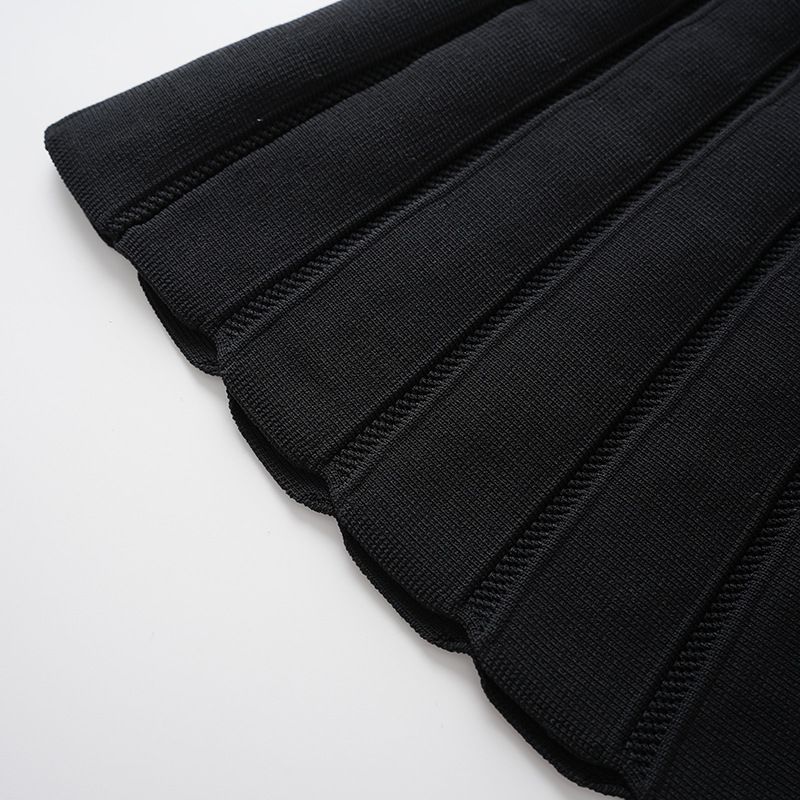 Vêtements pour femmes, mode printemps-été, robe noire coupe ajustée à revers en tricot anti-rayures, coupe trapèze_voghion.com