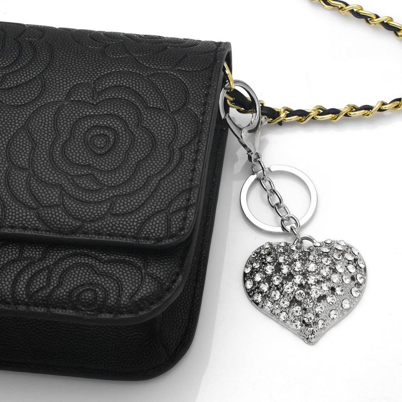 Portachiavi in metallo con ciondolo per auto con fibbia per borsa in cristallo a forma di cuore di celebrità su Internet Kca023_voghion.com