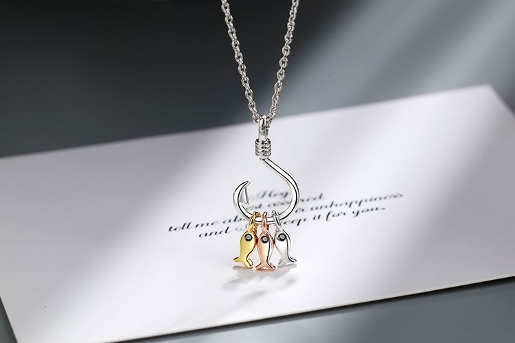 Hot sales ANENJERY Sier Color Cute Three Small Pendant Necklace With Fish Hook Charms Jewelry For Best Friend Gift_voghion.com