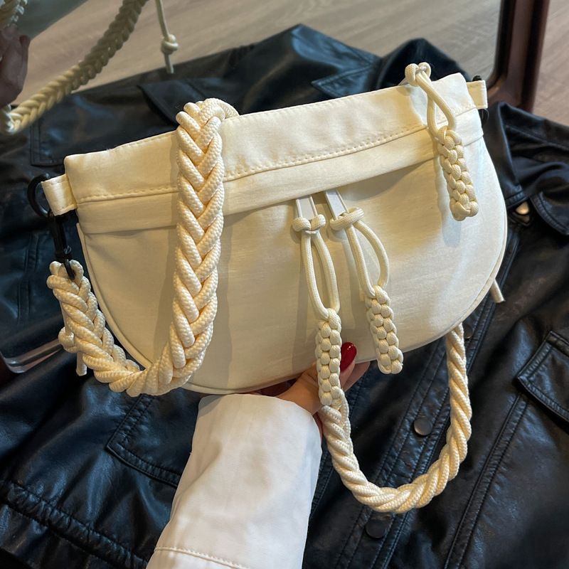 Brusttasche für Damen, trendiger Ins-Stil, kleine sportliche Umhängetasche für die Straße, eine Schultertasche, lässige Hüfttasche für Mädchen_voghion.com