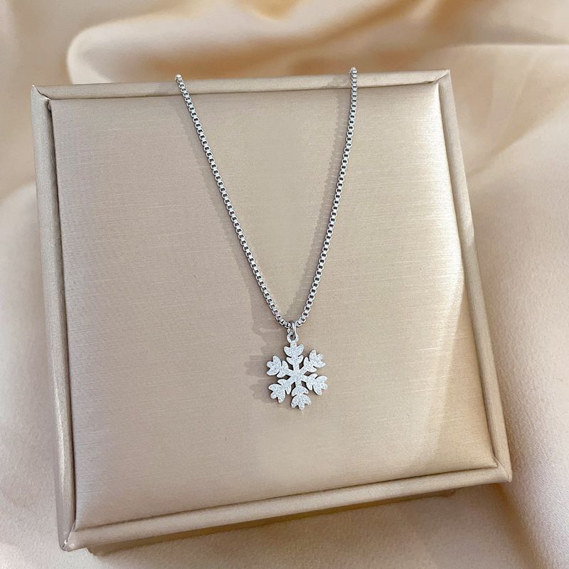 【Acciaio al titanio a corpo intero】 Fiocco di neve che svolazza in una fornace a vento minimalista, collana in vero oro per donna, maglia ins_voghion.com