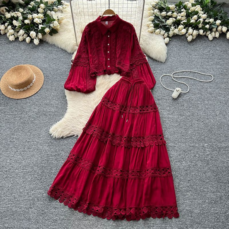 French Retro Heavy Hollow Lace Splicing Lantern Sleeve Short Shirt High Waist Big Swing Skirt Autumn Suit_voghion.com