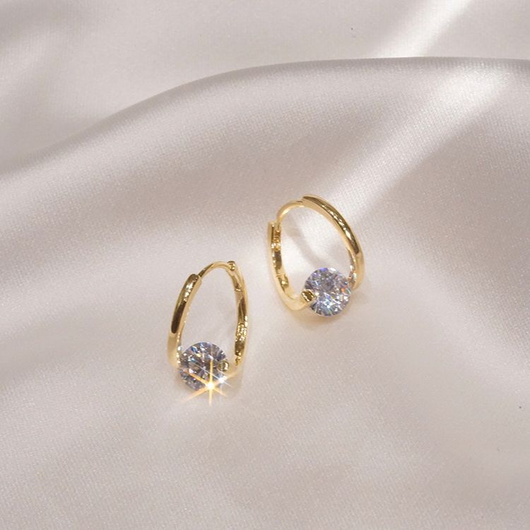 Orecchini coreani di nicchia con zirconi micro intarsiati geometrici alla moda, fibbie per le orecchie, orecchini da donna con temperamento squisito e versatile_voghion.com
