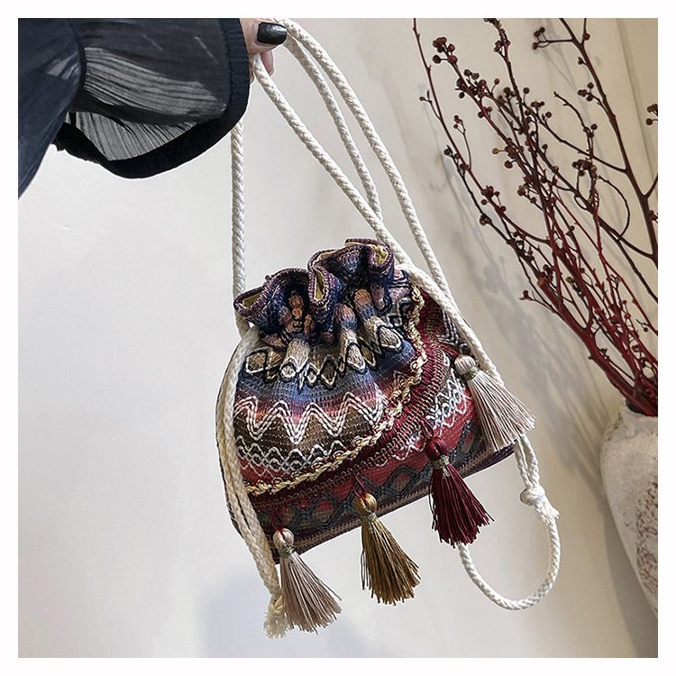 Borsa a secchiello da donna, stile etnico, borsa a tracolla con coulisse e nappa, borsa a secchiello da donna_voghion.com