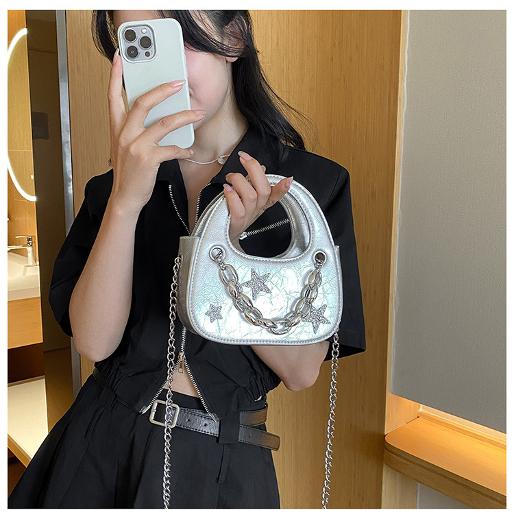 Trendy Hot Girl Light Luxury Small Bag 2023 New Star Chain Borsa a semicerchio Borsa a tracolla di fascia alta all-match di nicchia_voghion.com