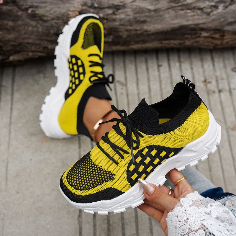 Scarpe da ginnastica versatili alla moda da donna, traspiranti, con suola spessa, comode e alla moda, 2025_voghion.com