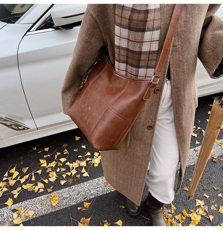 Borsa con grande capacità 2025 nuova borsa a tracolla monospalla versatile e di alta qualità per pendolari, alla moda, per le donne_voghion.com