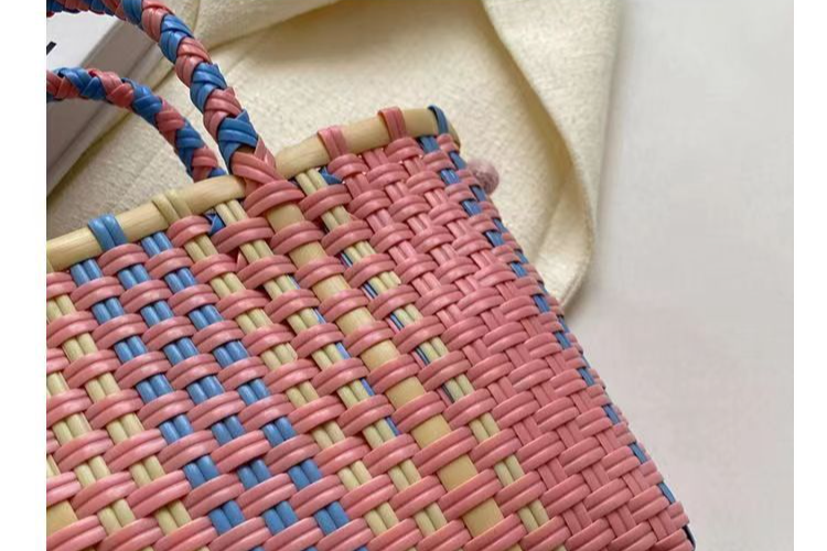 Borse da donna Borsa a secchiello in rattan di nuovo colore Borsa da donna Piccola borsa di paglia Borsa a mano con cestino di verdure Borsa a tracolla intrecciata_voghion.com