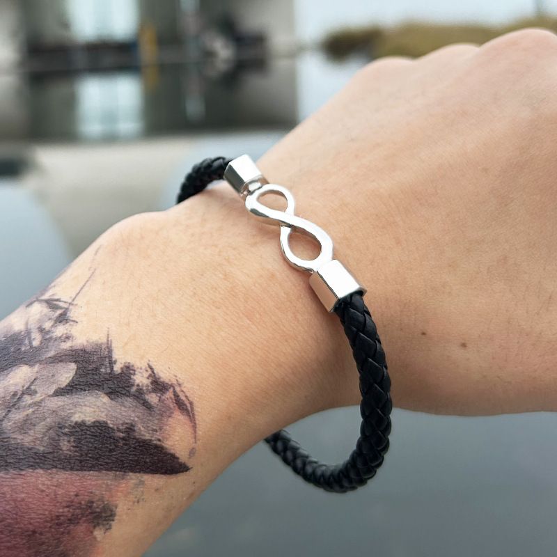 Bracciale da uomo in pelle PU con fibbia a forma di 8 in lacca nera per pianoforte_voghion.com