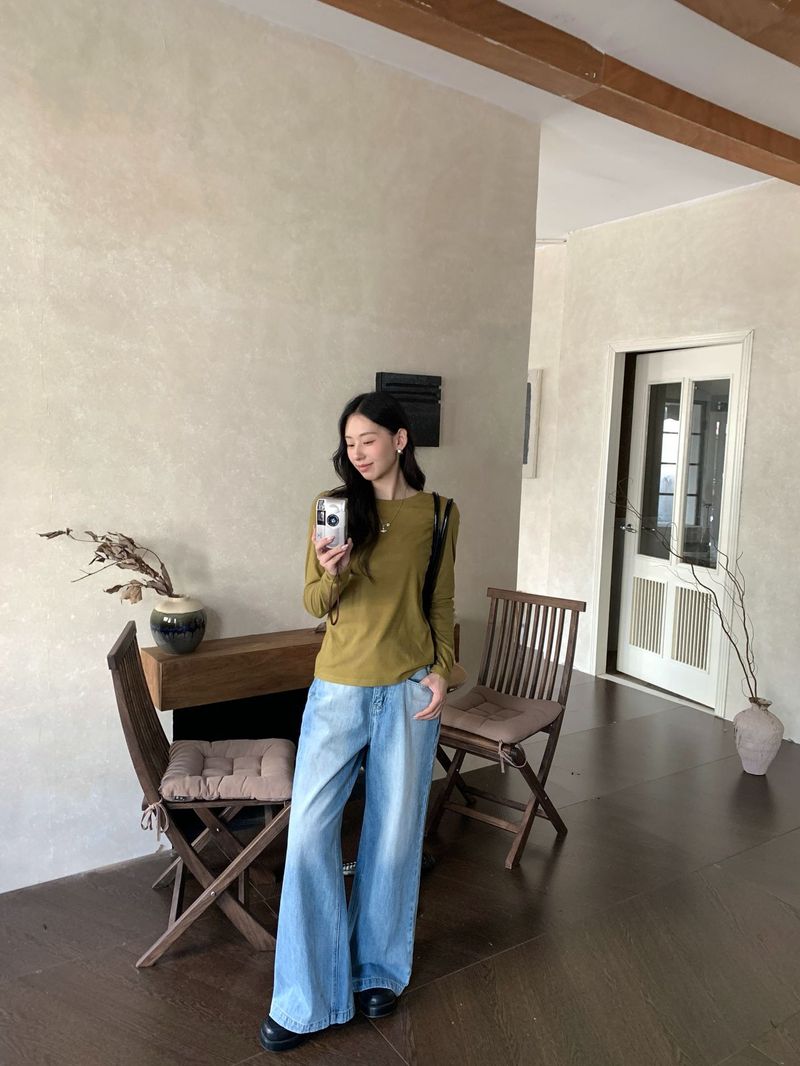 ragazza Huang Zheng Basic Korean Style Slim Fit T-shirt a maniche lunghe Top Base Shirt per donna 124TT7008_voghion.com