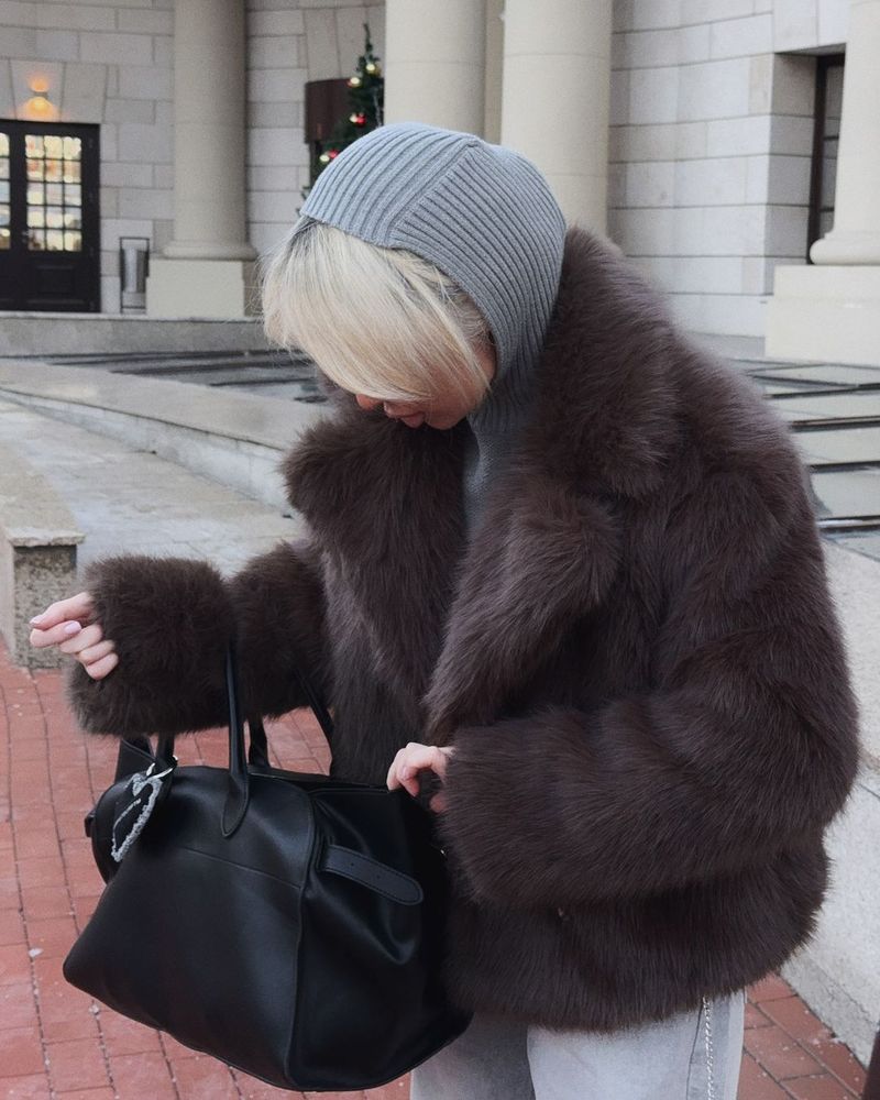 Vintage Faux Fur Coat Women's Short Plush Jacket With Fox Fur Collar, Warm Winter Outerwear In Brown/White, Retro Elegant Style_voghion.com