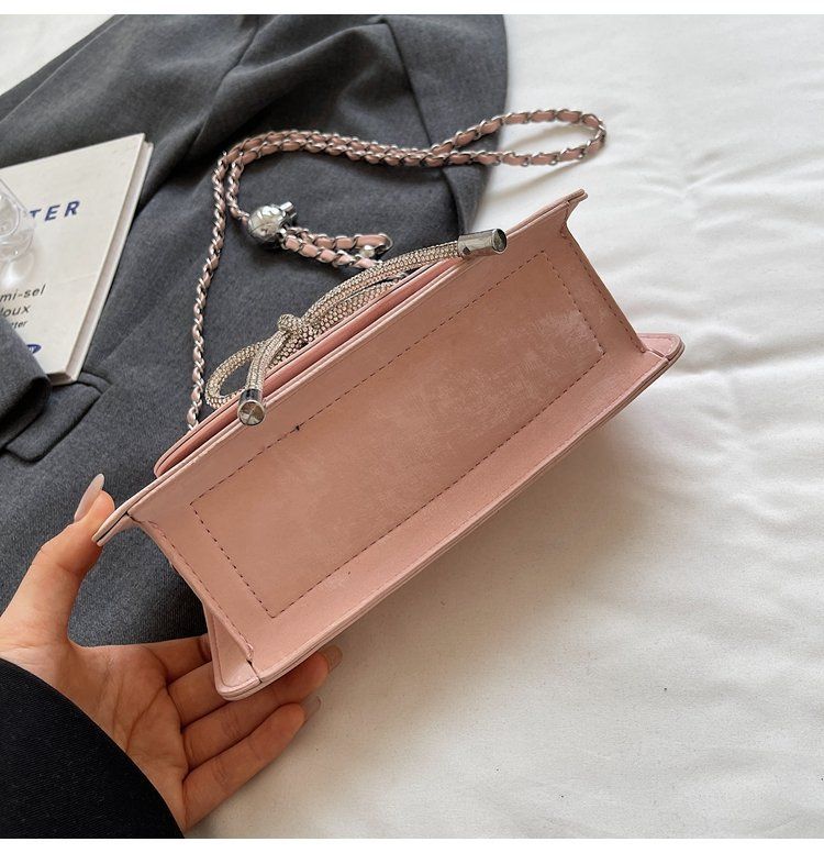 2024 New Chain Crossbody Single Shoulder Sequin Women's Texture Small Fragrant Wind Solid Color Bow Mini Handheld Bag_voghion.com