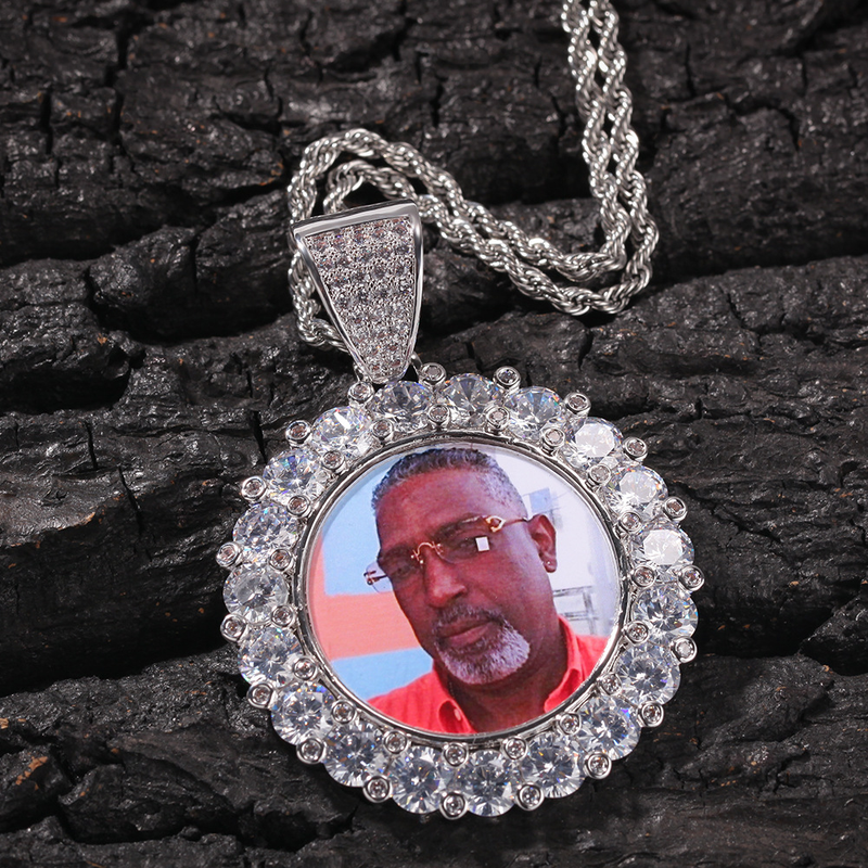 New Product Hip Hop Round Diamonds Personalized DIY Photo Pendant Necklace Fashion Men's and Women's Accessories_voghion.com