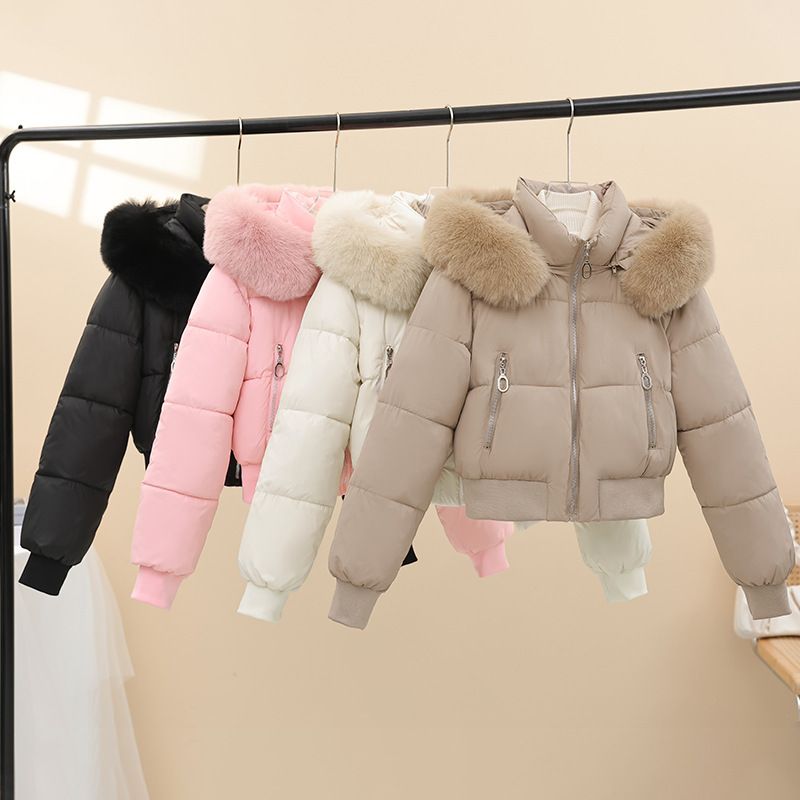 Dicke, kurze Pufferjacke für Damen mit Kunstpelzkapuze – warmer Wintermantel, schmale Passform, Taillenbetonung, Polyester-Außenmaterial, Kaninchenfellbesatz, lässige Oberbekleidung_voghion.com