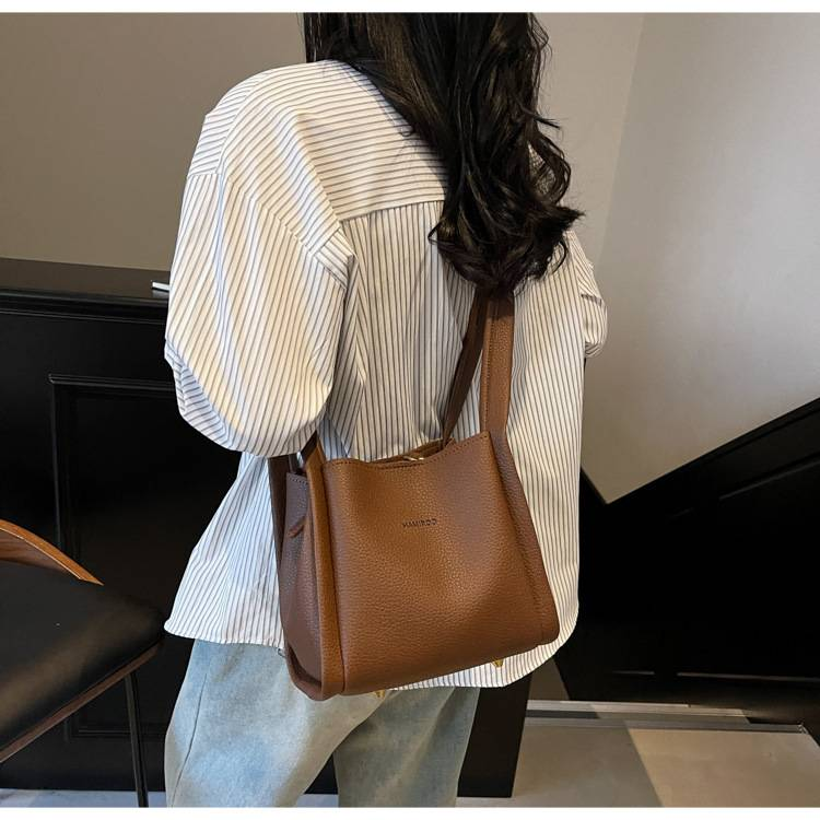 Zweiteilige, weiche Schultertasche mit Litschi-Muster für Mütter im Außenhandel. Neue, lässige, einfache, tragbare diagonale Tasche für das Leben._voghion.com