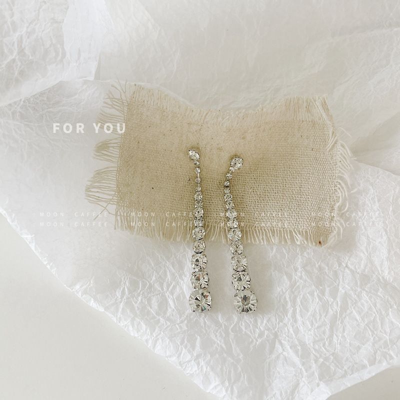 Silver Needle Czech Crystal Simple Long Tassel Elegant Hong Kong Ins Cool Style Drop Earrings Trendy_voghion.com