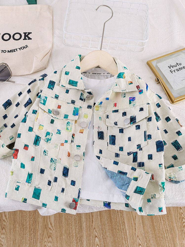 Giacca elegante e raffinata con fondo colorato ritagliato per mamma e bambini_voghion.com