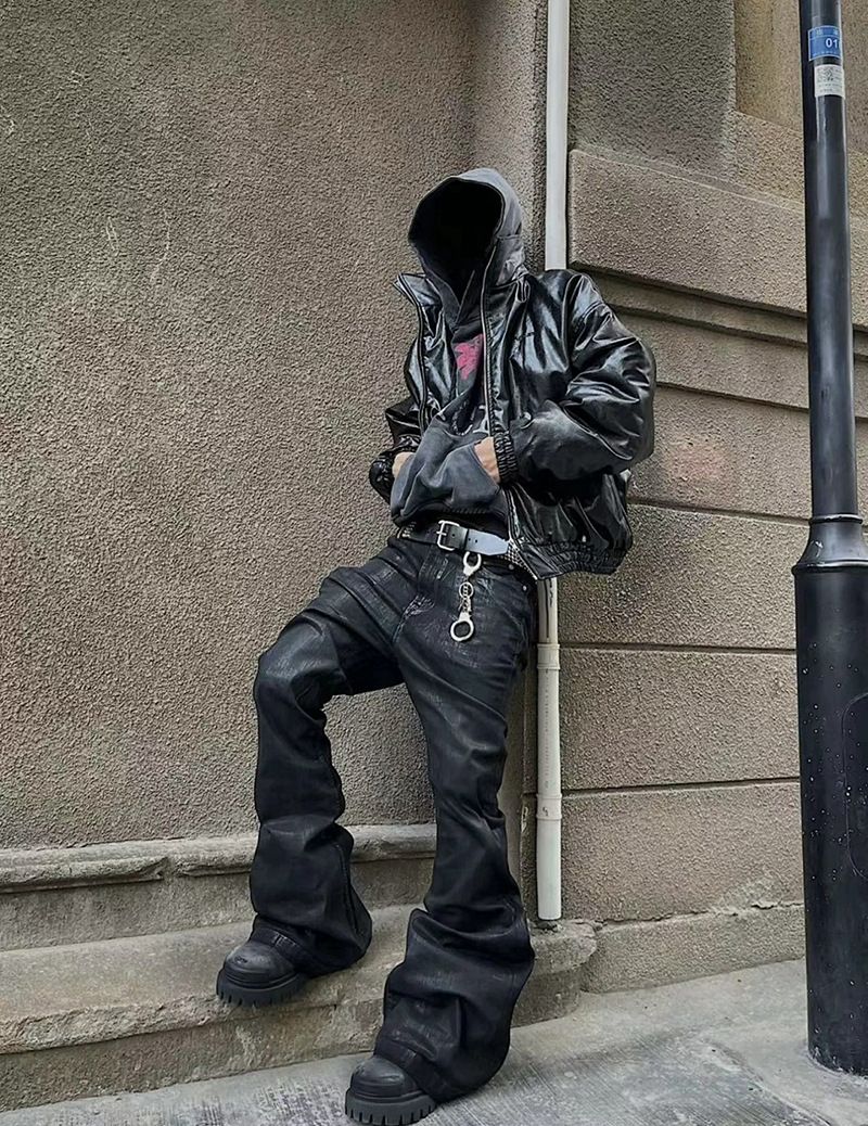 Herrenbekleidung Klassische dunkel ausgestellte, beschichtete, gewachste Jeans, ausgestellte, gestapelte, lockere Hose_voghion.com