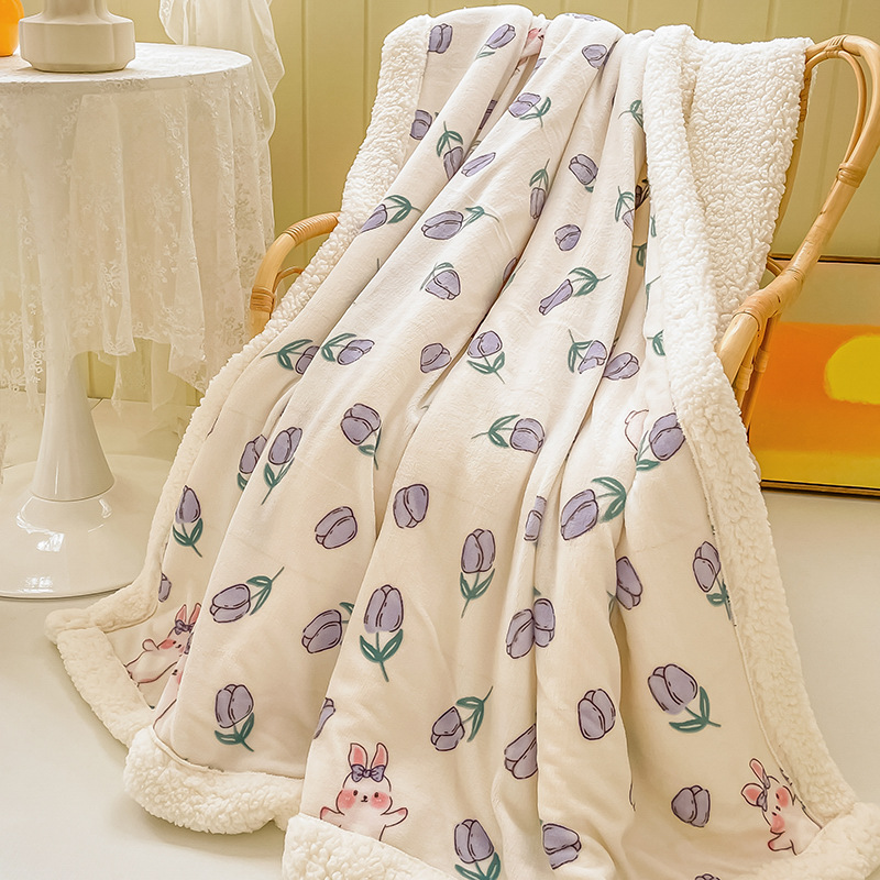 Coperta in peluche di agnello al latte, coperta per aria condizionata primaverile e autunnale, pisolino in flanella di corallo, divano da ufficio, piccola coperta, asciugamano, trapunta_voghion.com