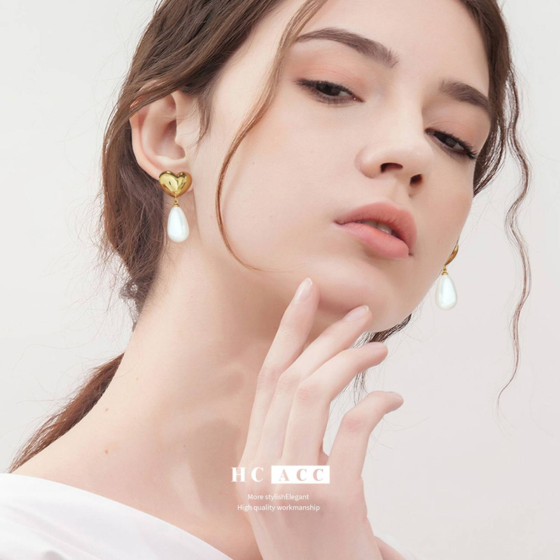 Nischendesign Liebe Herz hängen Perle Stil beliebte weibliche Ohrringe Kupfer mit echtem Gold überzogen Temperament Mode High-End_voghion.com
