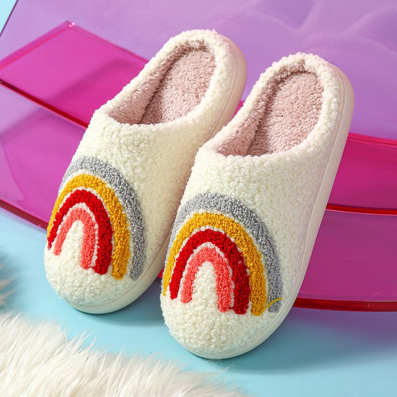Pantofole in cotone ricamate con asciugamano a forma di cuore, arcobaleno, fragola e peluche invernale a forma di fungo sorridente_voghion.com
