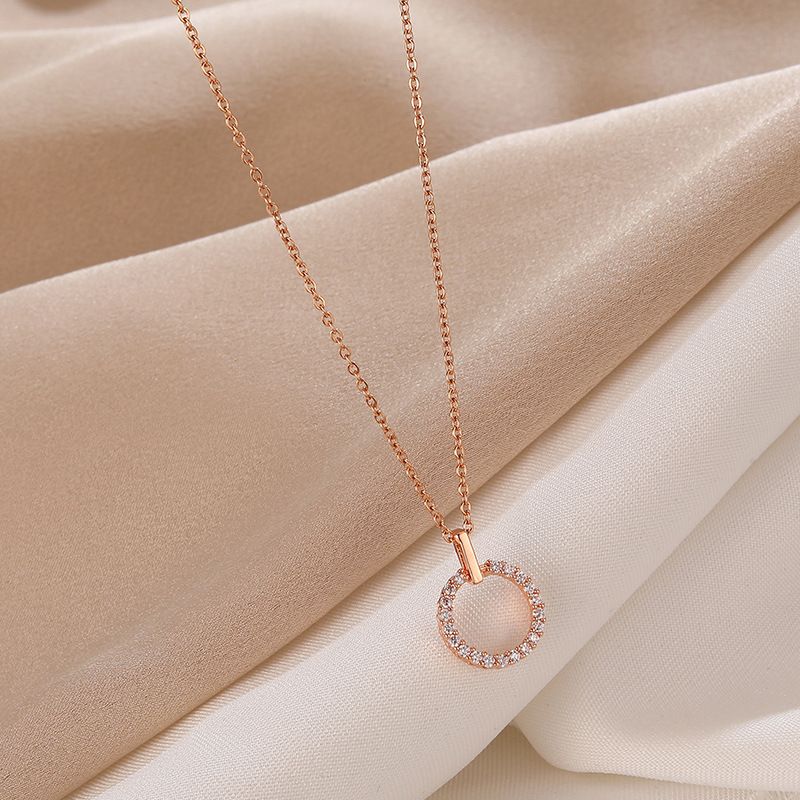 Enkelt och moderiktigt cirkel nyckelbenskedja nischdesign halsband kvinnligt ins trendigt nät rött temperament enkelt diamanthänge_voghion.com