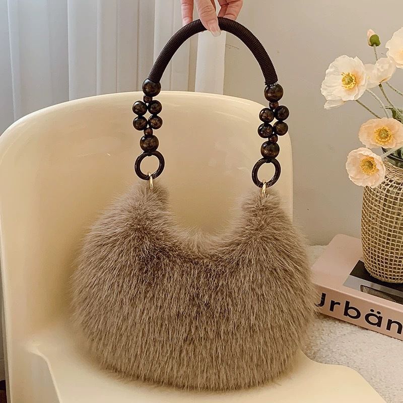 Fluffy Plush Bag For Women, Large Capacity Handbag, Autumn And Winter Niche Shoulder Underarm Casual Handheld Dumpling_voghion.com