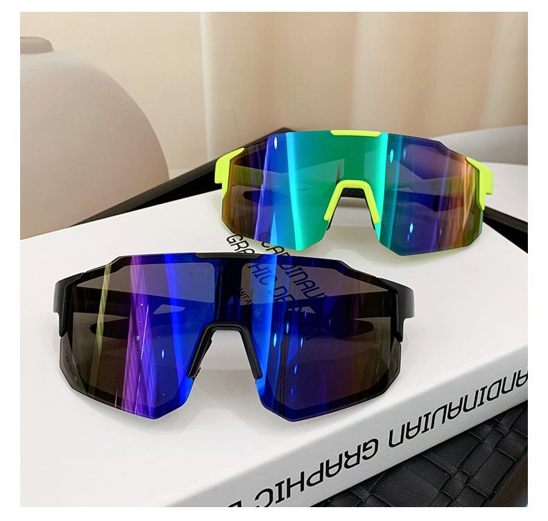 【 Tasso di recensione positiva del 90% 】 Occhiali da equitazione colorati professionali per bici antivento sci corsa integrati resistenti ai raggi UV_voghion.com