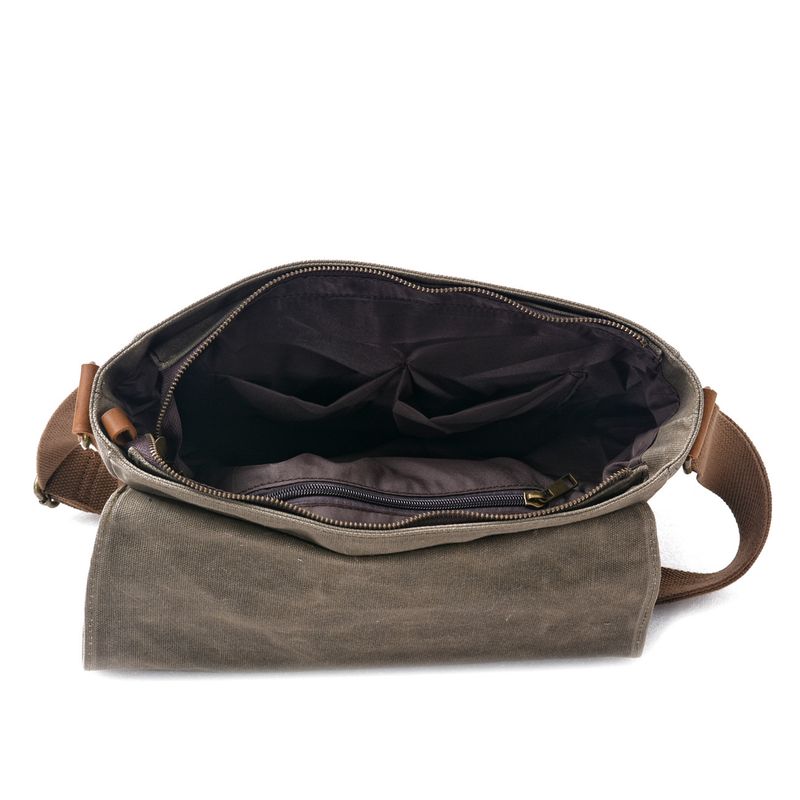 Men's Shoulder Waterproof Head Layer Cowhide Horizontal Crossbody Commuting Satchel 2025 Spring And Summer New Stylish Versatile_voghion.com