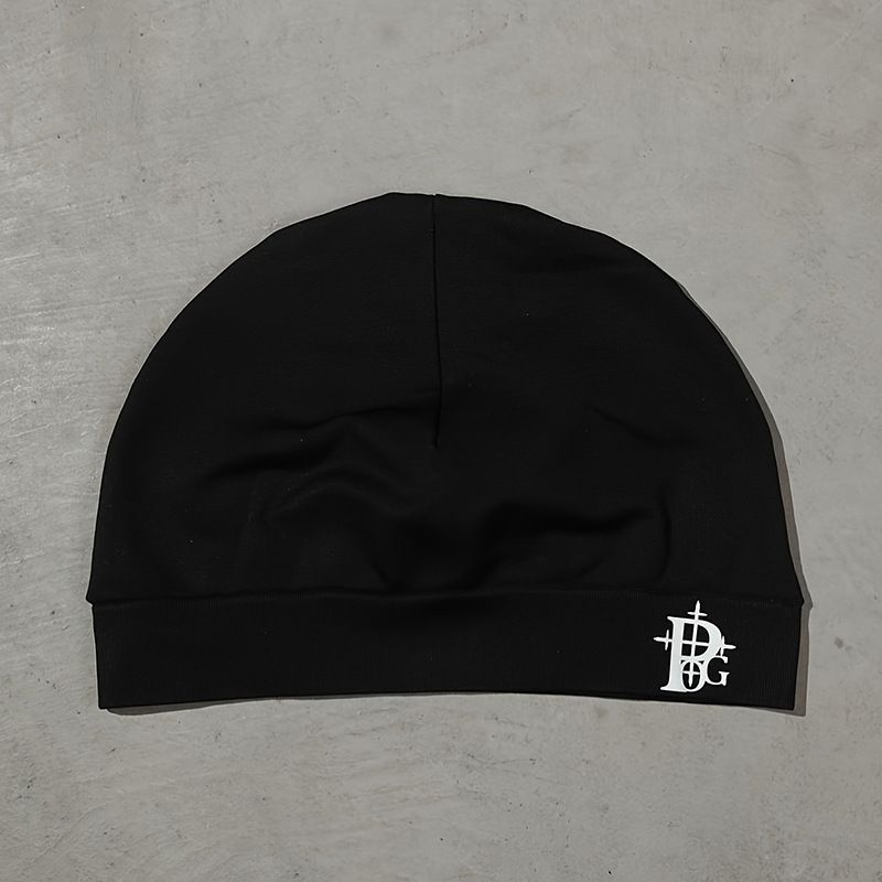 Czapka beanie z haftowanym gotyckim napisem – unisexowa czapka w stylu retro w stylu amerykańskim z cyfrowym nadrukiem – lekka i stylowa na każdą porę roku_voghion.com