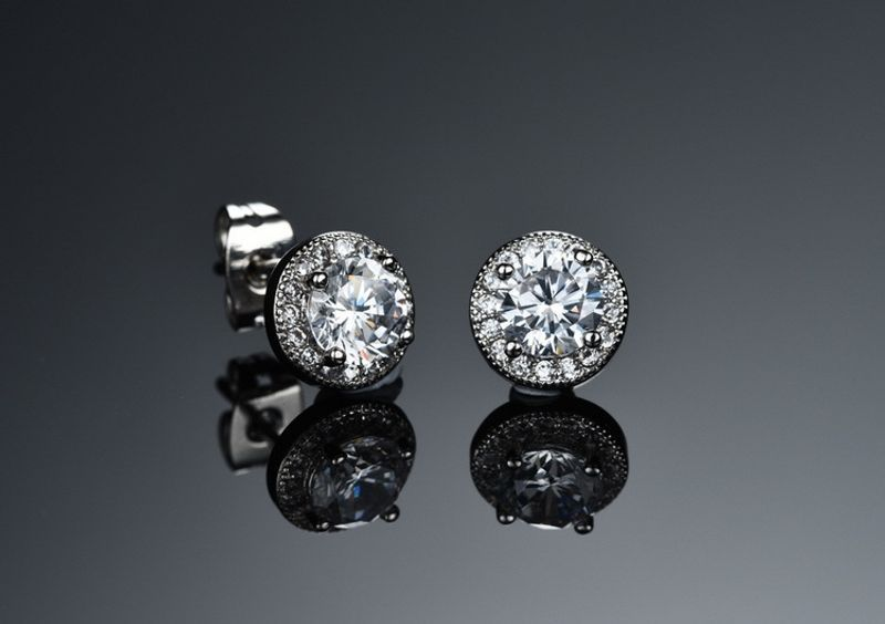 A Light All-match Copper Fashion Niche Design Simple Temperament Dia-studded Earrings Full Of Dias_voghion.com
