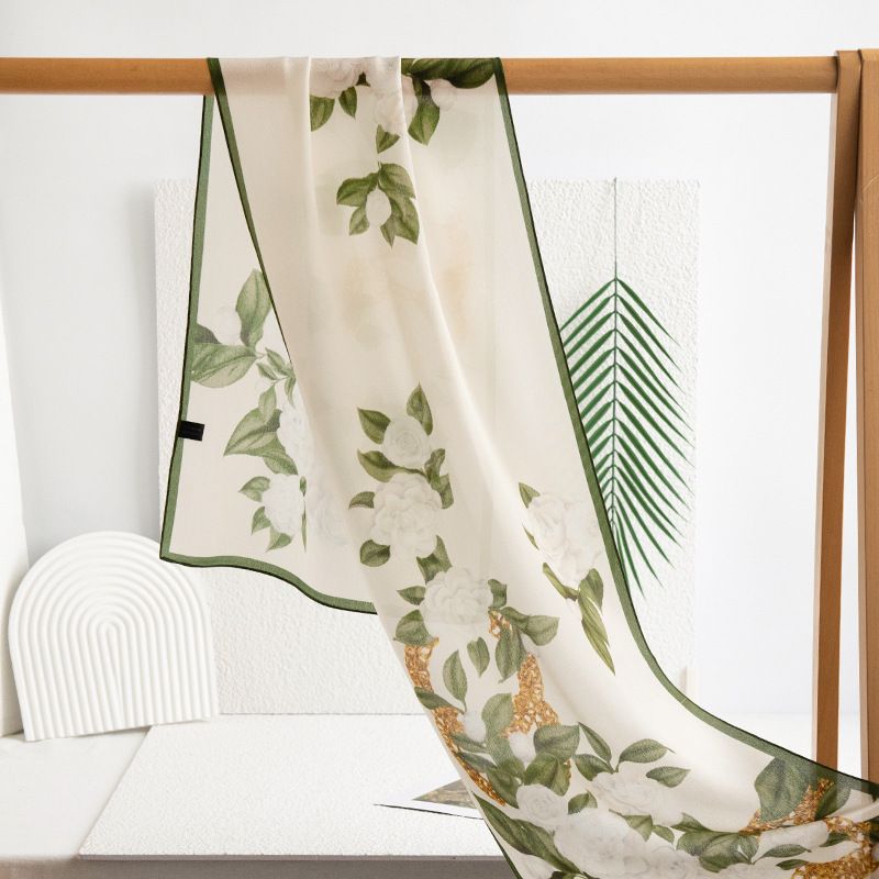 Seta di gelso, Sciarpa di seta, Collezione Versatile Primavera/Estate 2024 da donna con stampa di inchiostro e bambù a rasatura lunga, Scialle di protezione solare,_voghion.com