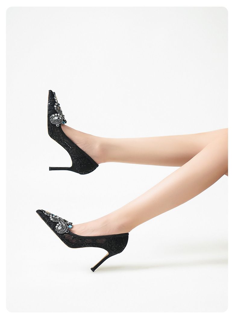 Atemberaubende weiße High Heels für Frauen im neuen französischen Stil, elegante Prominente mit Strasssteinen, spitze Zehenpartie, Brautschuhe_voghion.com