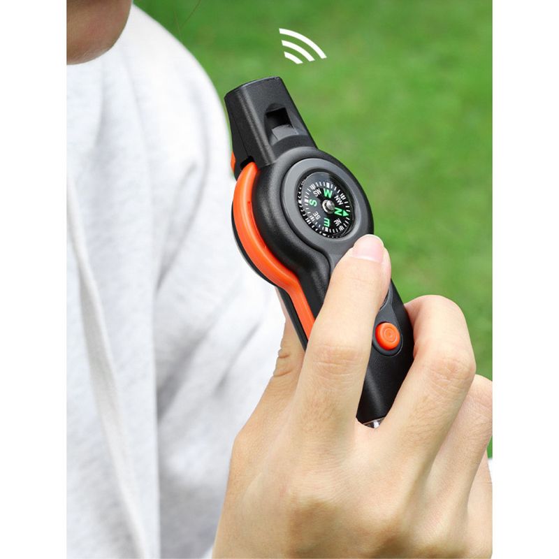 Nieuwe 7-in-1 multifunctionele overlevingsfluit voor buiten met LED-licht, thermometer en kompas_voghion.com