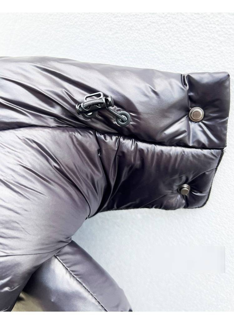 Unisex Black & Gold 6-Panel Mid-Length Down Coat, Knee-Length White Goose Feather Jacket, Thickened Winter Parka With High Neck (Korean Loose Fit)_voghion.com