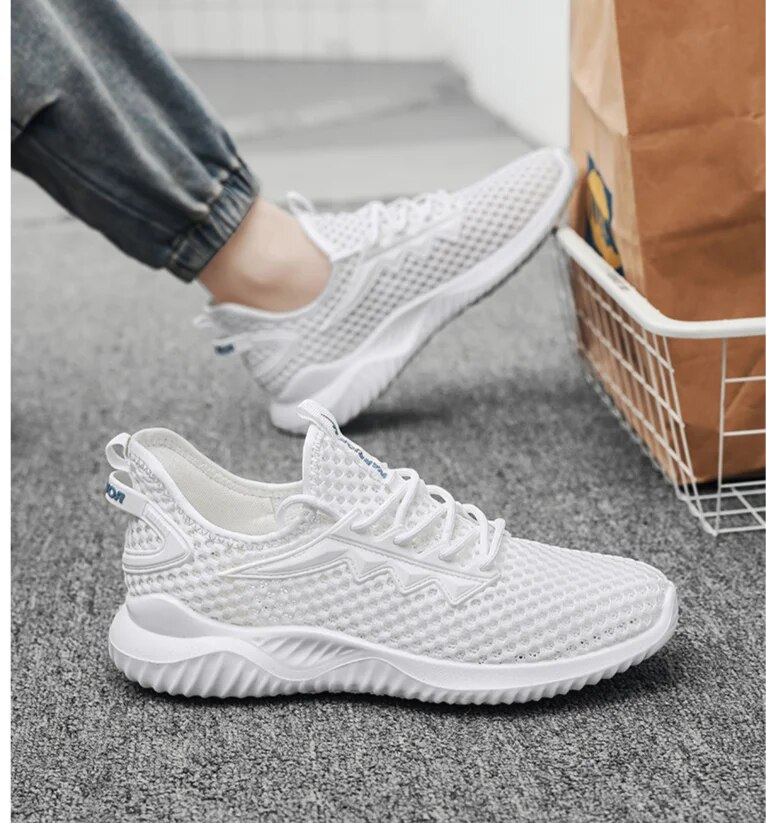 Scarpe sportive in mesh traspirante bianche della nuova primavera/estate 2024 da uomo_voghion.com