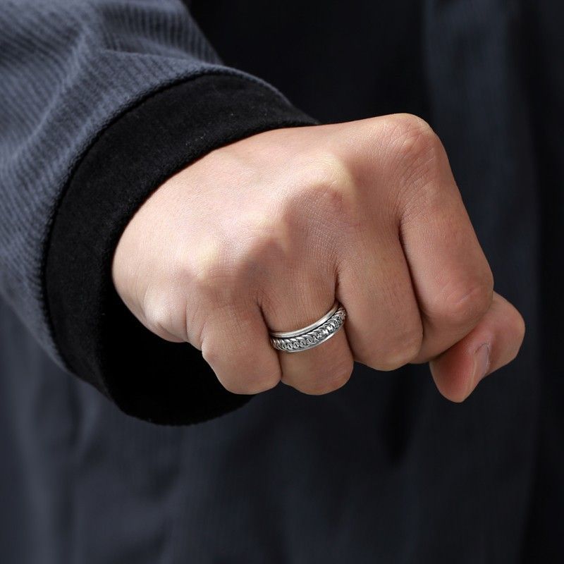Aishang 2024 New Cuban Chain Cool For Men Trendy Brand High-end Hip-hop Plain Band Index Finger Ring_voghion.com
