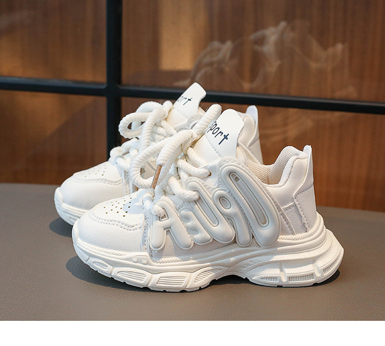 Kinder Papa der Schuhe 2023 Herbst Neue Stil Modische Mädchen Mittleren Alters Sportschuhe Leichte Jungen Laufschuhe mit Weichen Sohlen_voghion.com