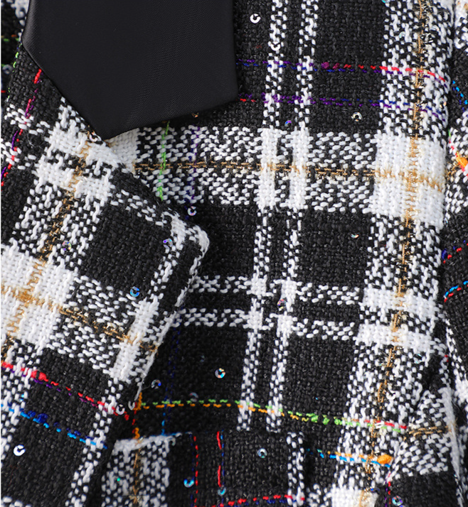 Abbigliamento da donna, abito da donna piccolo, stile profumo, pantaloncini in tweed, abito da donna piccolo, abito da west_voghion.com