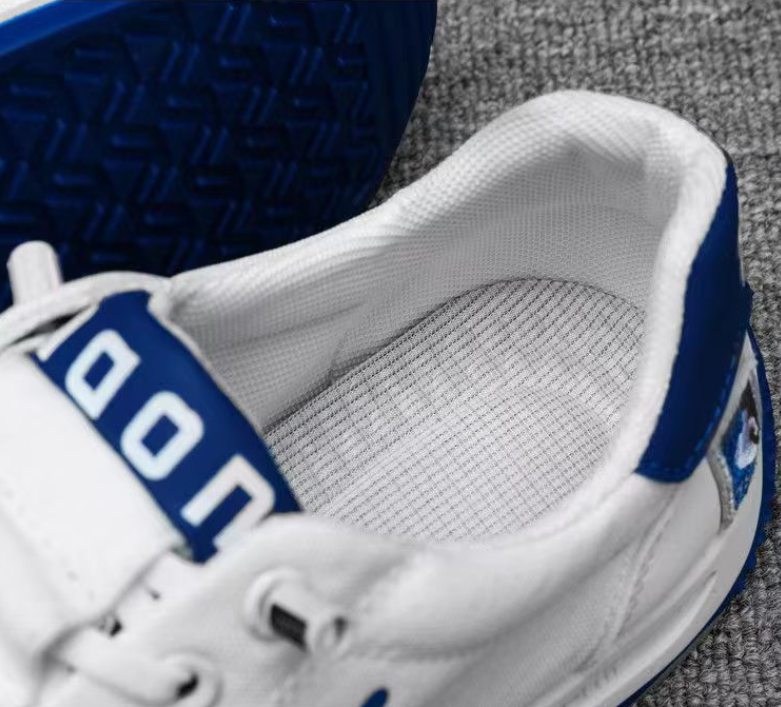 2024 Neue atmungsaktive Canvasschuhe für den Sommer, koreanische Ausgabe, trendige Sport- und Freizeit-Laufschuhe für Herren_voghion.com