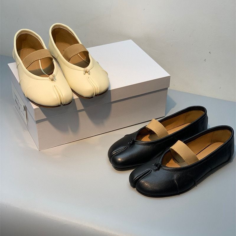 High End 2024 Frühling Neue Tabi Schweinefüße Split Toe Single Damen Echtleder Flachboden Mary Jane One Step Ballet_voghion.com