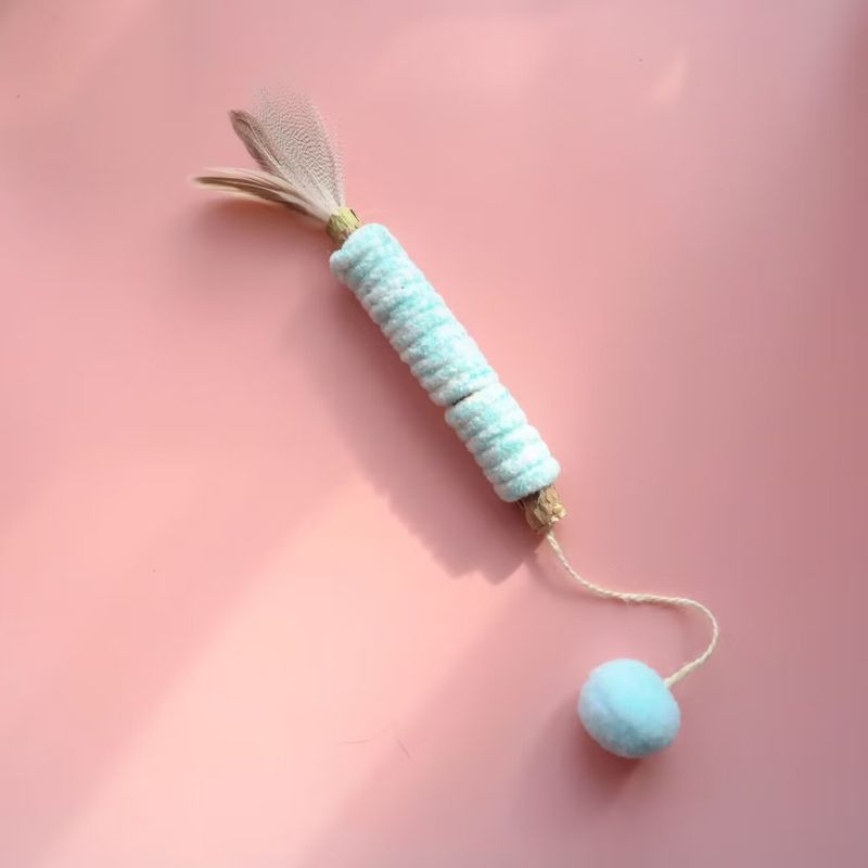 New Wooden Tianpo Teething Wool Wrapped Pom Teaser Stick, Feather Durable Chew Cat Self-Entertainment Gadget_voghion.com
