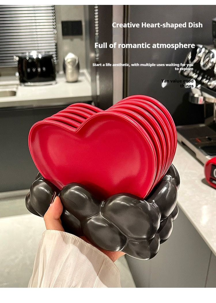 Modern Heart-Shaped Ceramic Bone Dish Set – Hand-Painted Underglaze Design, Wedding Favors, Coffee & Tea Side Plates (Set Of 4)_voghion.com