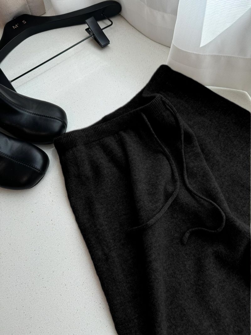 Strickhose mit weitem Bein und hoher Taille für Damen, warme und schmeichelhafte Hose mit geradem Schnitt, dehnbare, bequeme Winter-Loungehose in Schwarz, Grau und Beige_voghion.com