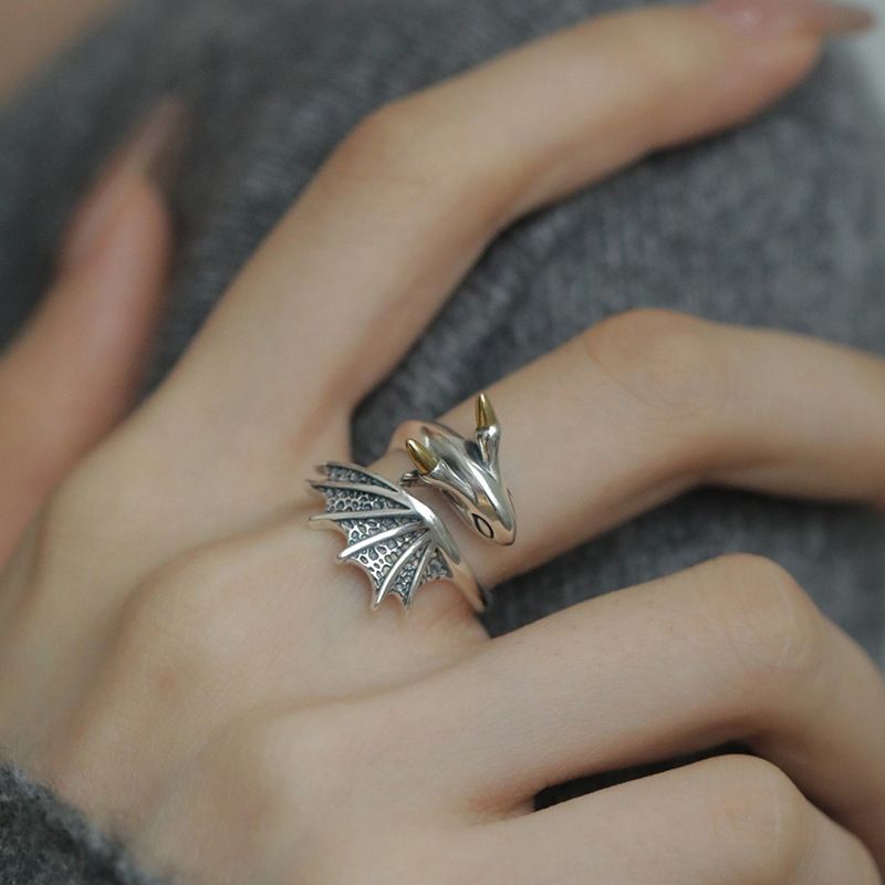 Anello da donna con piccolo drago in stile vintage, design unico e alla moda, versatile anello aperto per uomo e donna._voghion.com