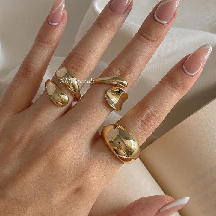 Unique Metal Texture Glossy Ring Set Exaggerated Geometric High-end Rings_voghion.com